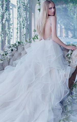 strapless wedding dress