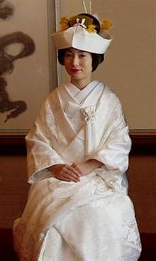 traditional japanese wedding dresses