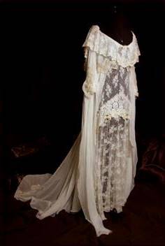 victorian era nightgown