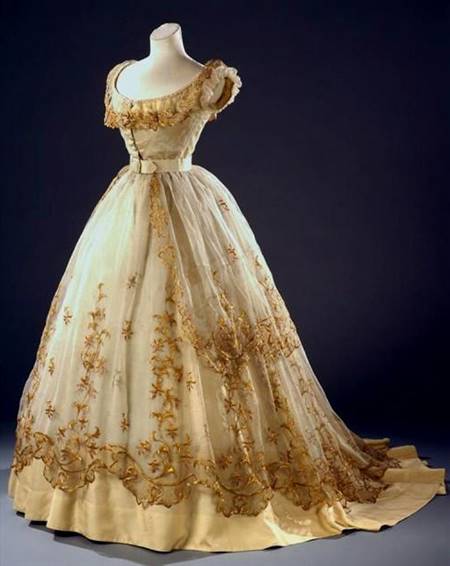 white victorian ball gowns
