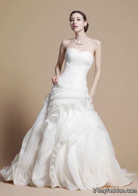 Famous wedding gowns designers review