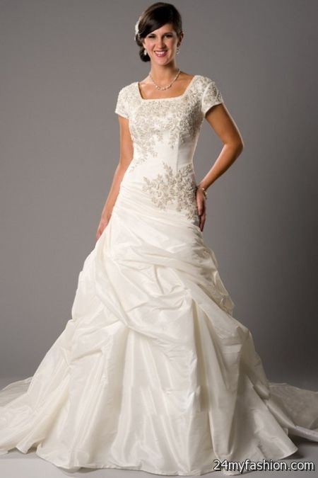Modest bridal gowns with sleeves