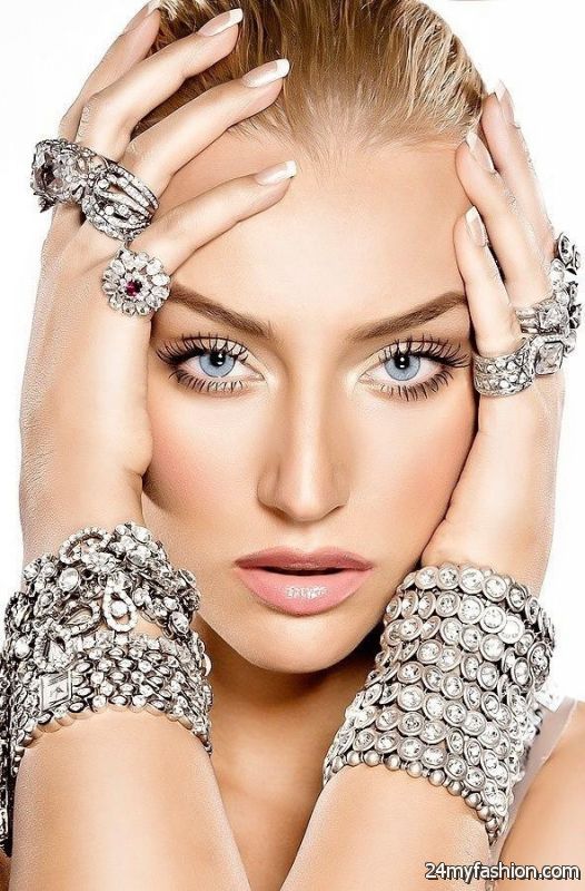 Jewelry Trends To Follow This Year 2019-2020